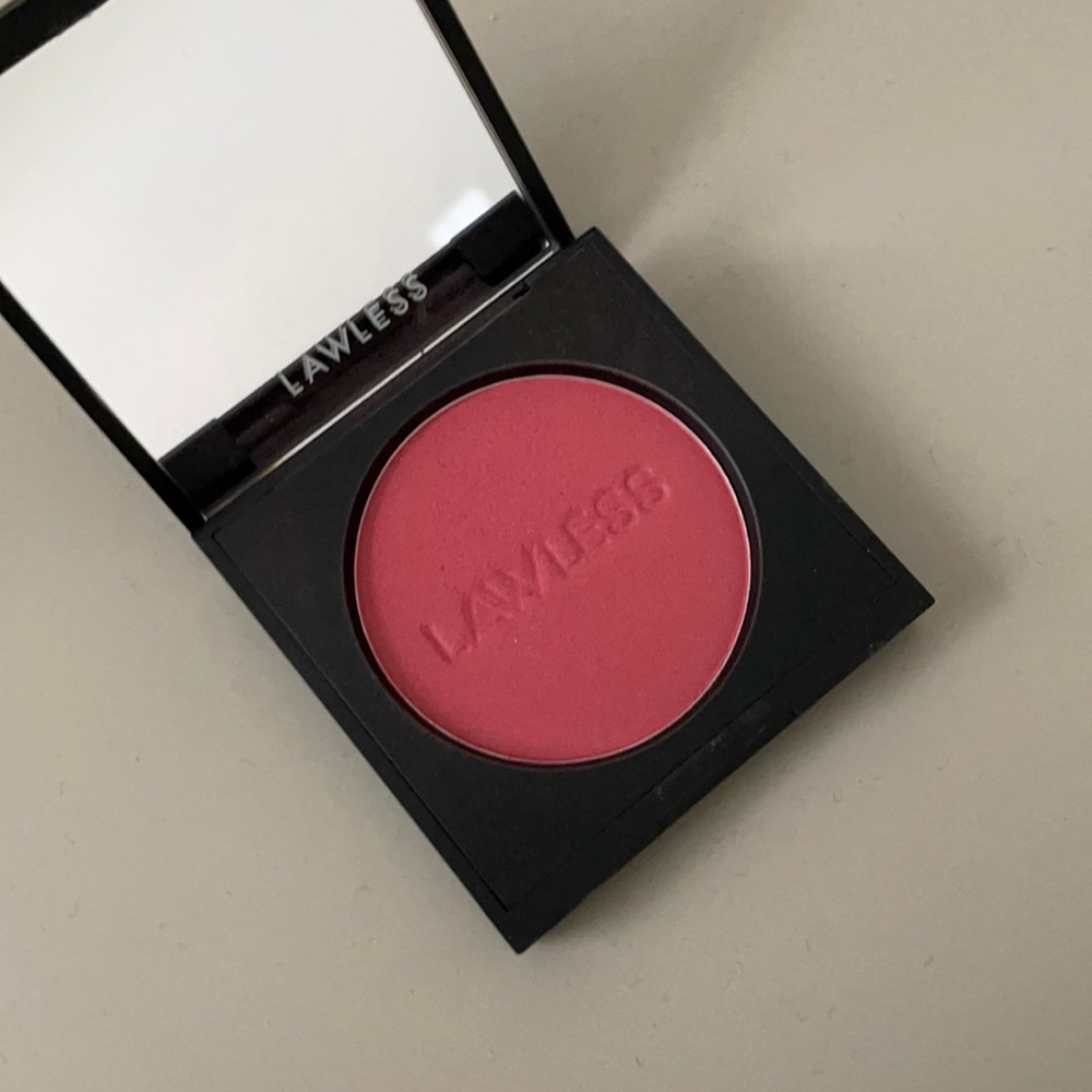 Lawless blush- desert rose